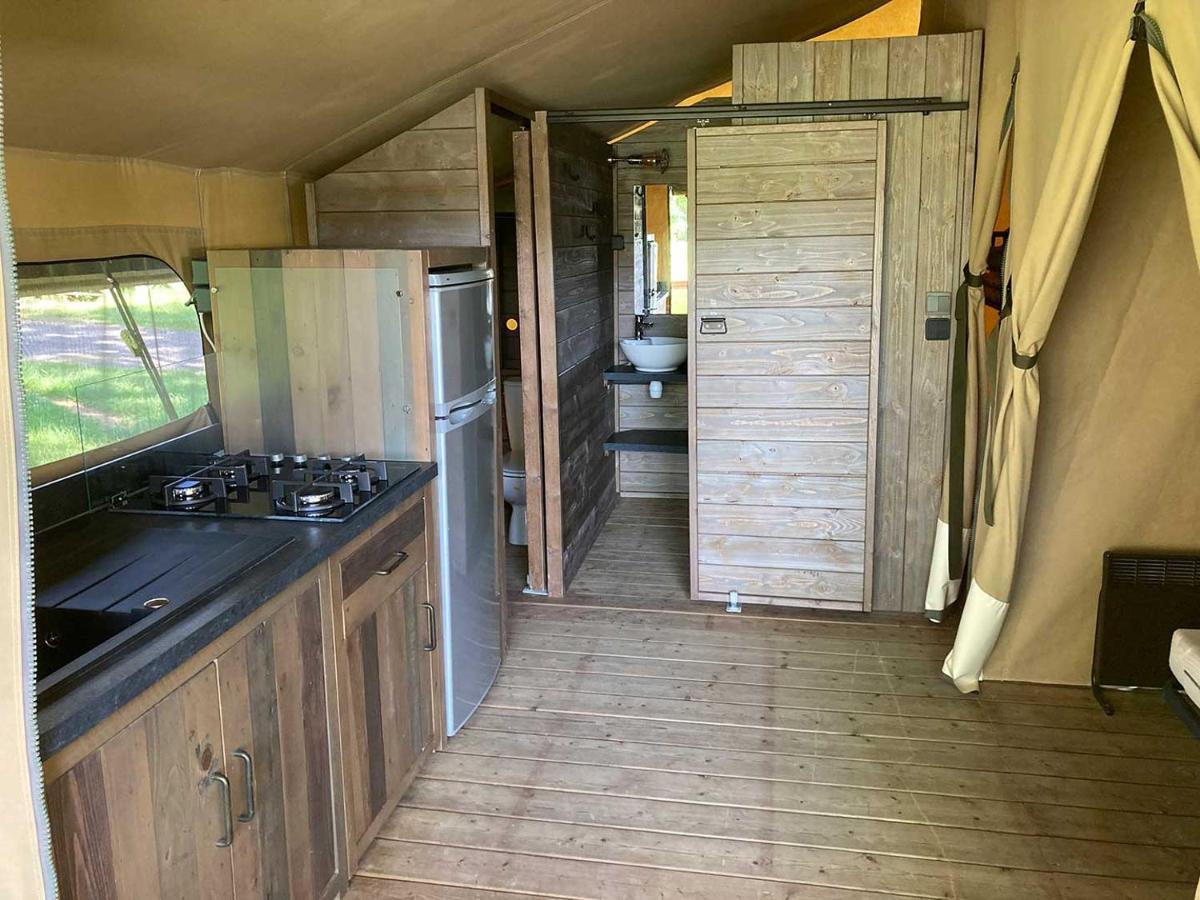 Camping Les Portes Du Perche Mamers Exterior foto