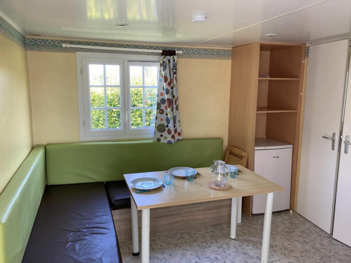 Camping Les Portes Du Perche Mamers Exterior foto